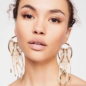 Handmade earrings & necklaces